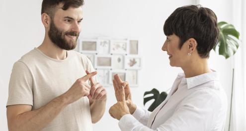 L’assistente alla comunicazione per la disabilità sensoriale visiva e uditiva. Una professionalità a servizio della didattica